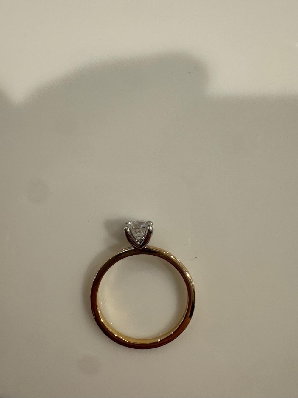 18k gold diamond ring